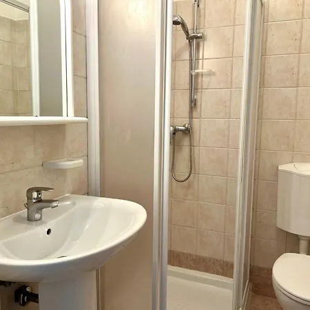 Lejlighed Flat With Parking Near The